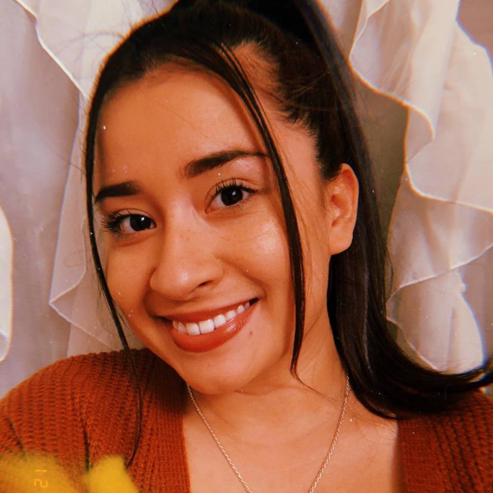 Meet your Posher, Roxanna